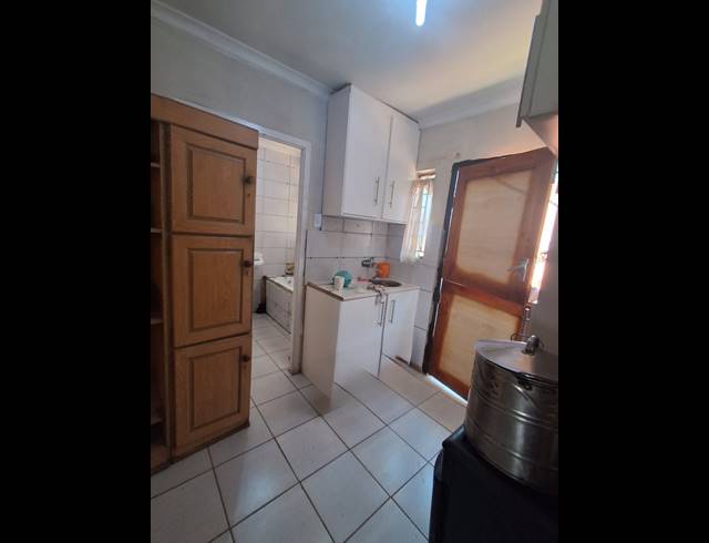 2 BEDROOM HOUSE FOR SALE IN EVATON WEST